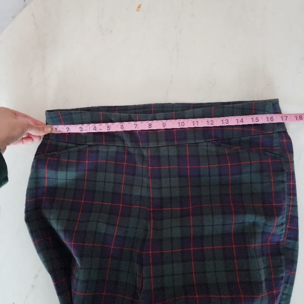 Croft & Barrow Plaid Pants Green Red Navy Christmas Holiday 10 - Picture 13 of 14